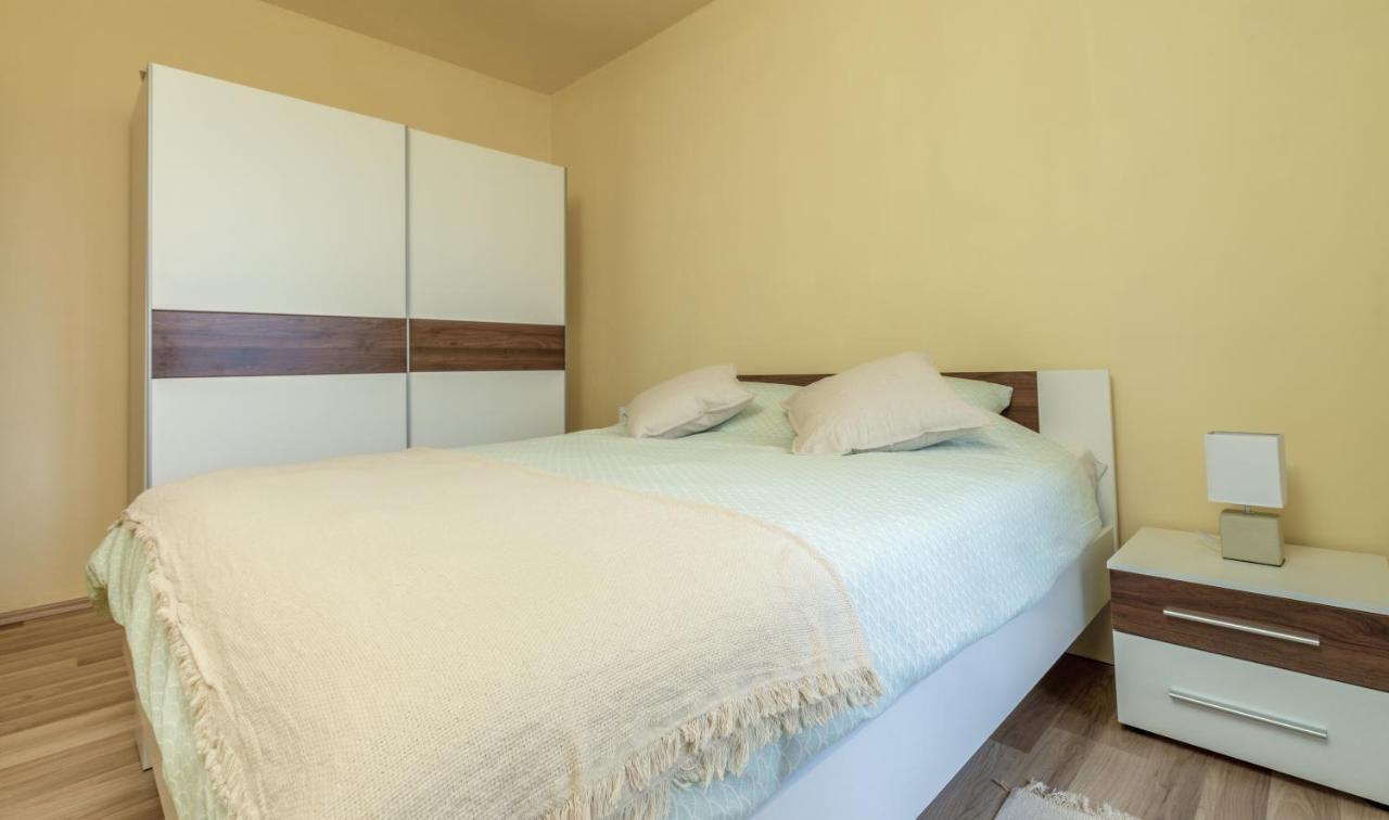 Visum Apartments Pula Ngoại thất bức ảnh